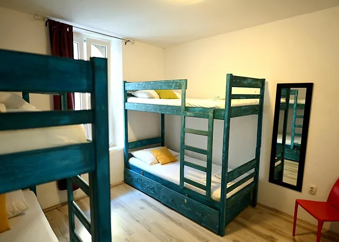 Hostel White Rabbit Hvar Town